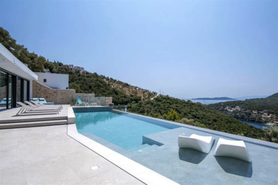 Sivota Harbor Luxe 001.jpg
